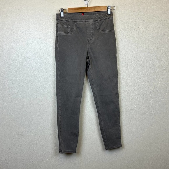 Spanx Woman's Skinny Pull On Ankle Leggings Size S Gray Slimming Stretch Minimal - Picture 1 of 5
